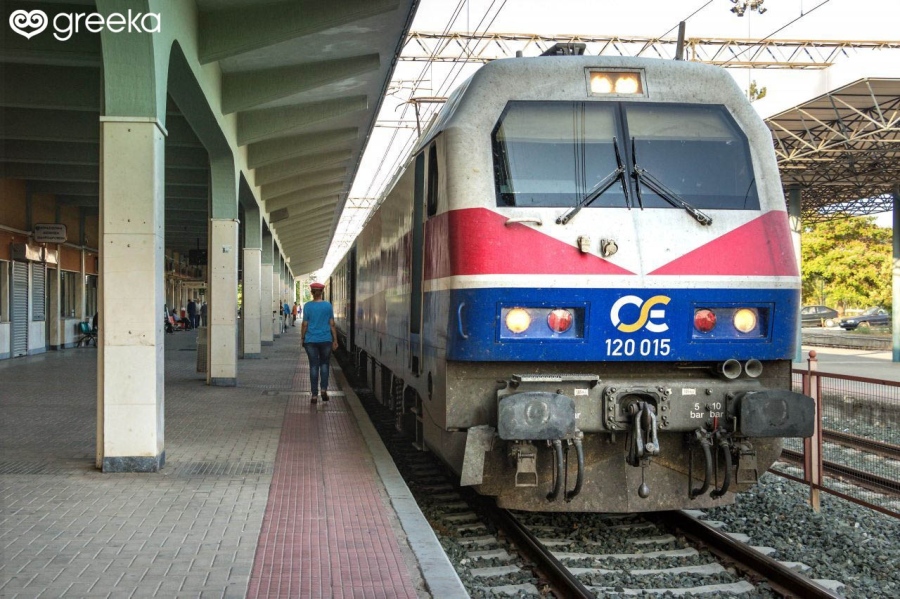 Гърция възобновява железопътния транспорт в края на март